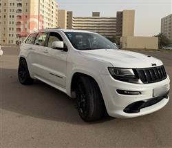 جیپ گراند شیرۆکی